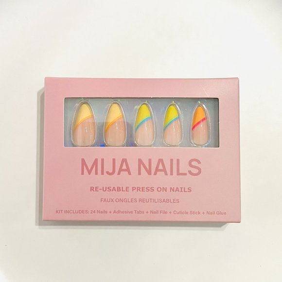 *BOGO* Nude with Coloured Tips Reusable Press on Nails - Picture 3 of 6